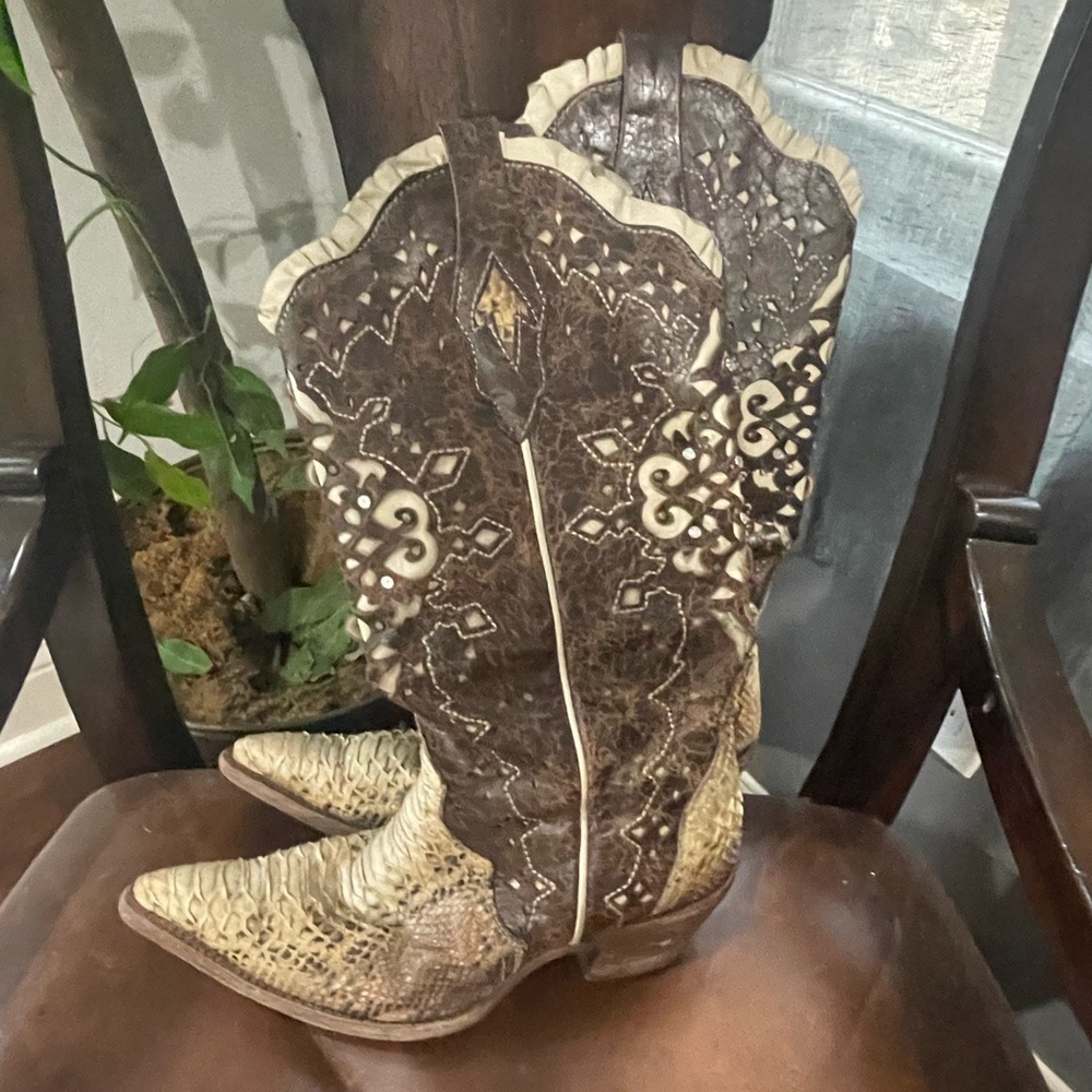 Brown western style CUADRA boots